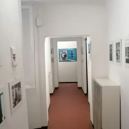 Gallery House Apartment *